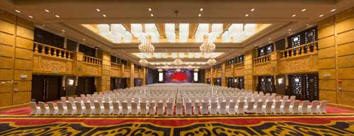 以“客”为王，“绩”动天下|琳雅馨2021新品发布会